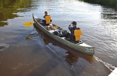 Kano varen camping Ardennen aan rivier