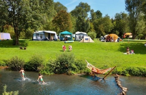 Campingplaats Belgische Ardennen aan het water